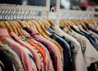 Γαλλία: Σε ισχύ από 1η Σεπτεμβρίου οι ποινές κατά της fast fashion