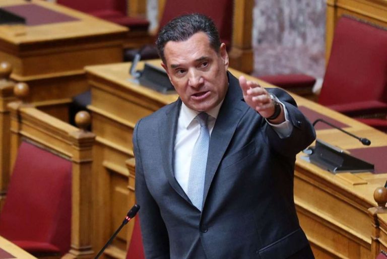 Ο Άδωνις επιμένει για Τσίπρα: «Ναι, είναι παλιόπαιδο–Μπαίνει σφήνα όπως οι πονηρίδηδες στον δρόμο»