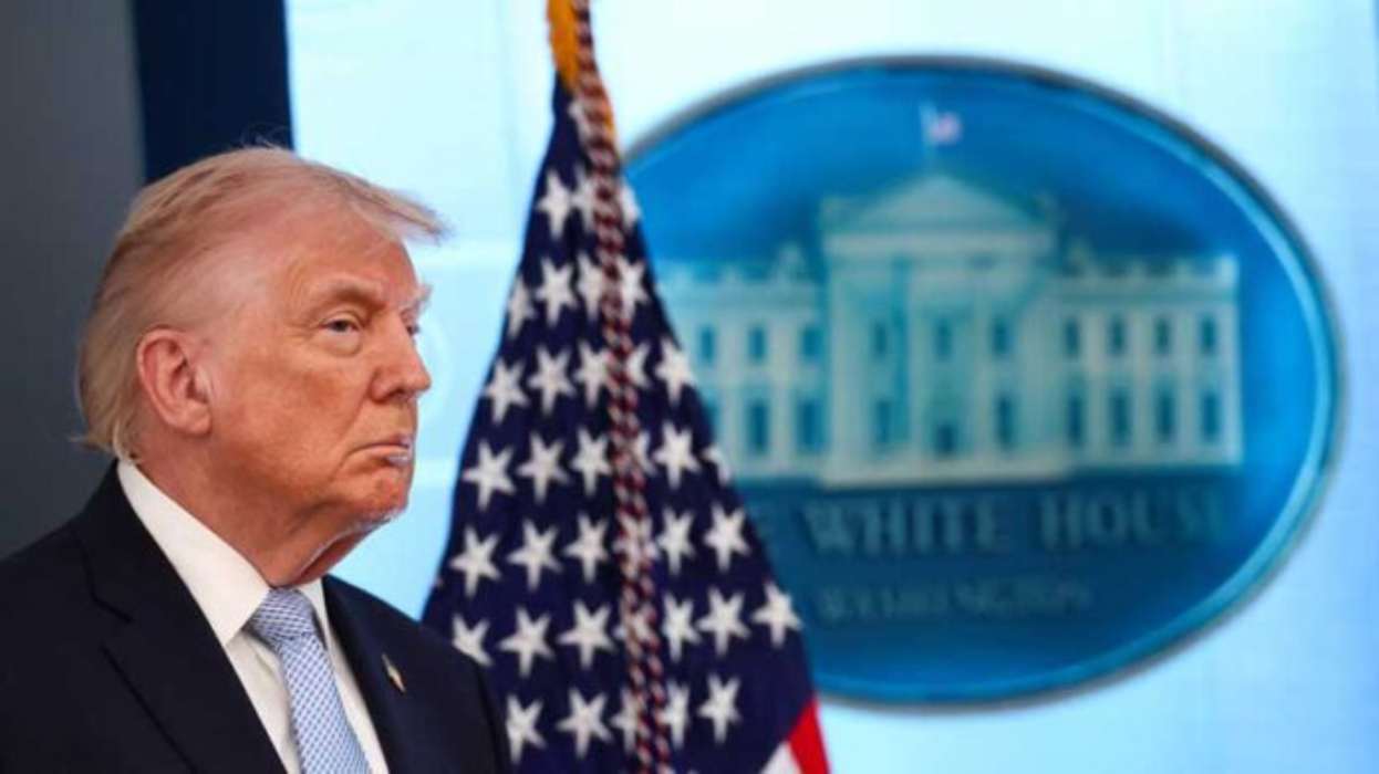 Τραμπ:Ποντάρει στην πτώση της εγκληματικότητας πριν από τις ενδιάμεσες εκλογές–Η μάχη για τους αναποφάσιστους