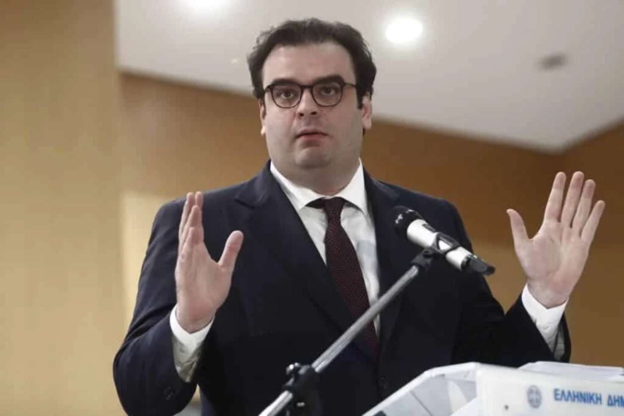 ΥΠΕΘΟ κατά ΠΑΣΟΚ για το ιδιωτικό χρέος: «Οι νέες προτάσεις είναι ήδη πράξεις της κυβέρνησης»