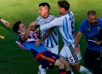 Βαριές ποινές της FIFA στους Αργεντινούς για τα επεισόδια