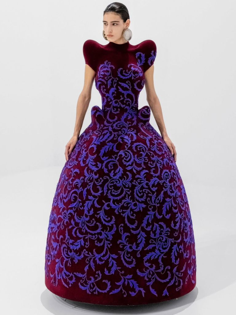 Jean Paul Gaultier: Η Couture Fall Winter 2026 συλλογή που συνδυάζει αυστηρή ραπτική