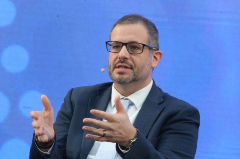 Τσάφος: Οι ΑΠΕ «ρίχνουν» έως 40% το ρεύμα – Η Ελλάδα από εισαγωγέας έγινε εξαγωγική δύναμη