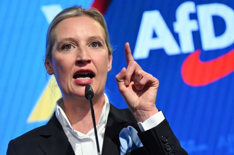 Η Γερμανία μπροστά στο «αδιανόητο»: Η AfD προηγείται και το τείχος της εξουσίας δοκιμάζεται