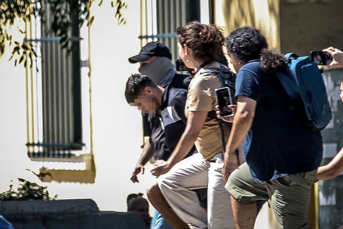 Κυψέλη: Προθεσμία για να απολογηθεί έλαβε ο 26χρονος Αφγανός για τη δολοφονία της Βρετανίδας (Βίντεο)