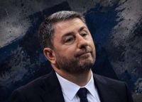 ΠΑΣΟΚ σε νευρική κρίση για την τρίτη θέση: «Υπόγειες» κινήσεις,στρατόπεδα και φόβος νέας καθίζησης