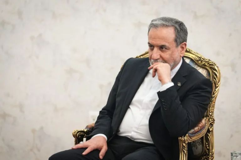 Νέες κυρώσεις των ΗΠΑ κατά του Ιράν με φόντο το Στενό του Ορμούζ