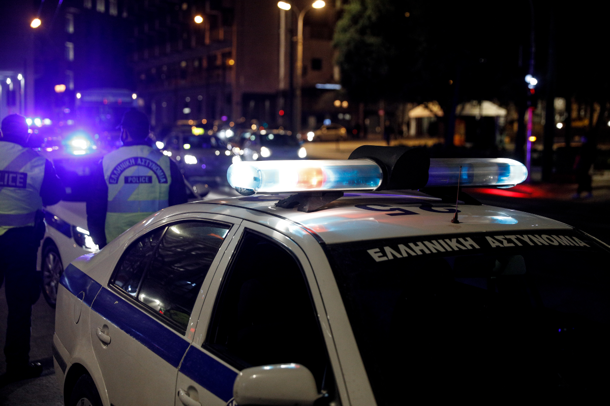 Κυψέλη: Νεκρό βρέφος σε βαλίτσα μετά από έλεγχο σε Airbnb