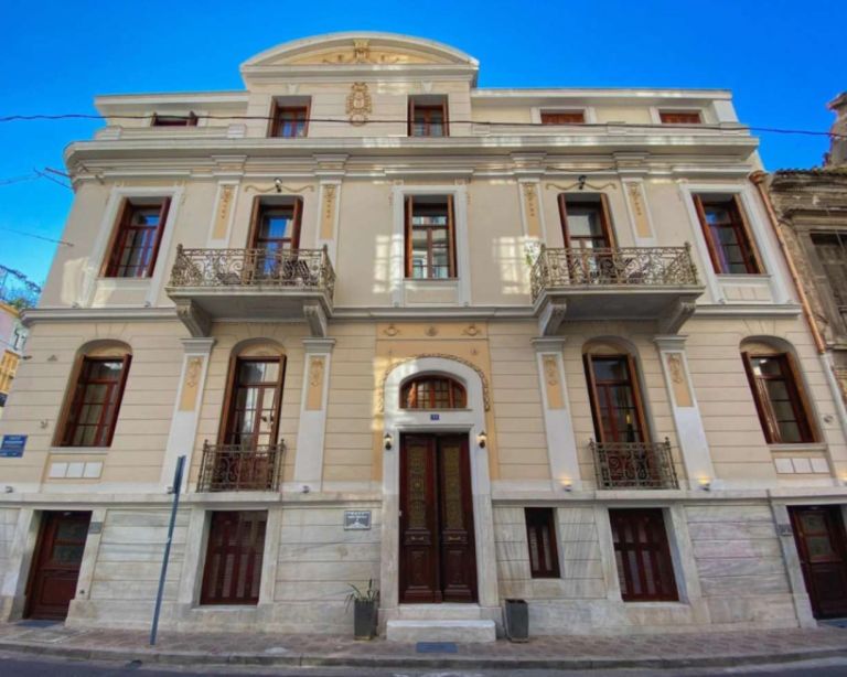 Τουρισμός: Τα εγκαταλελειμμένα κτίρια της Αθήνας που μεταμορφώνονται σε ξενοδοχεία