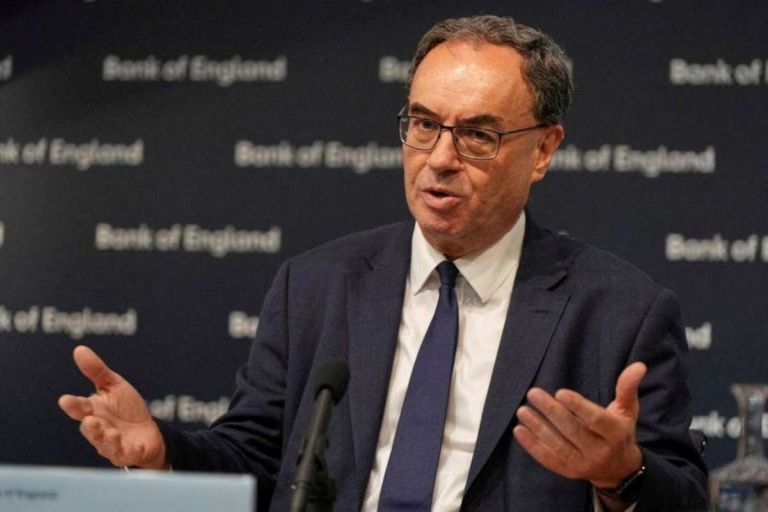 Bank of England: Συναγερμός για AI – Ο φόβος για «ντόμινο» στο παγκόσμιο χρηματοπιστωτικό σύστημα