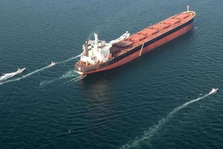 Trump Declares “Economic War” on Iran — Tehran Fires Back as Threats Spread Beyond the Gulf