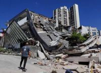 Σεισμός Κολομβία: Μικρά  «θαύματα» μετά από 30 ώρες στα ερείπια – Συνεχίζεται η αναζήτηση επιζώντων