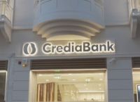 CrediaBank: Μια ανάσα από την επενδυτική βαθμίδα με τη Fitch