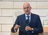 Δένδιας: «Είχαμε περισσότερους συνταγματάρχες από επιλοχίες» – Η Ελλάδα χτίζει τον Στρατό του 2030