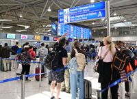 Ελληνικός ουρανός στα «κόκκινα»: Ρεκόρ πτήσεων, αλλά η Ελλάδα πληρώνει το τίμημα στις καθυστερήσεις