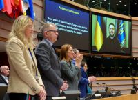 Ουκρανία: Η Ευρώπη βάζει δισεκατομμύρια αλλά η «τρύπα» μένει – Ποιος θα πληρώσει τον πόλεμο;
