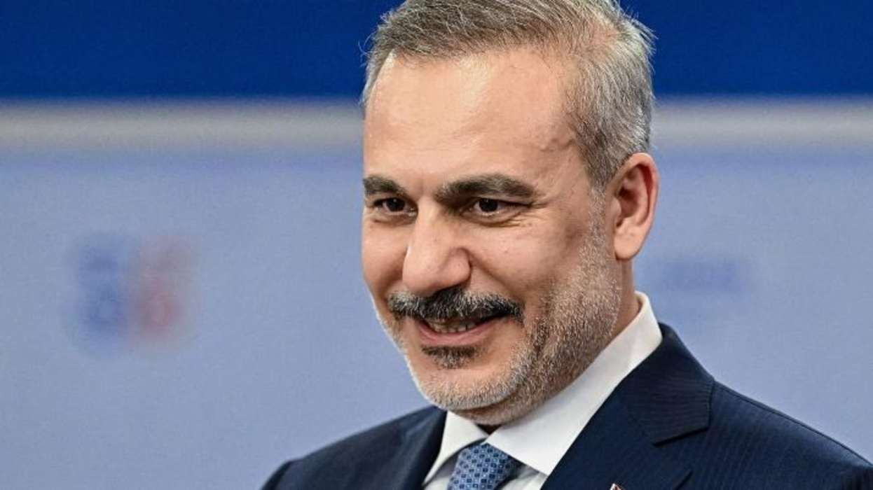 Ο Φιντάν προκαλεί ξανά για την Κύπρο: Βαφτίζει την κατοχή «ειρήνη» και ζητά δύο κράτη