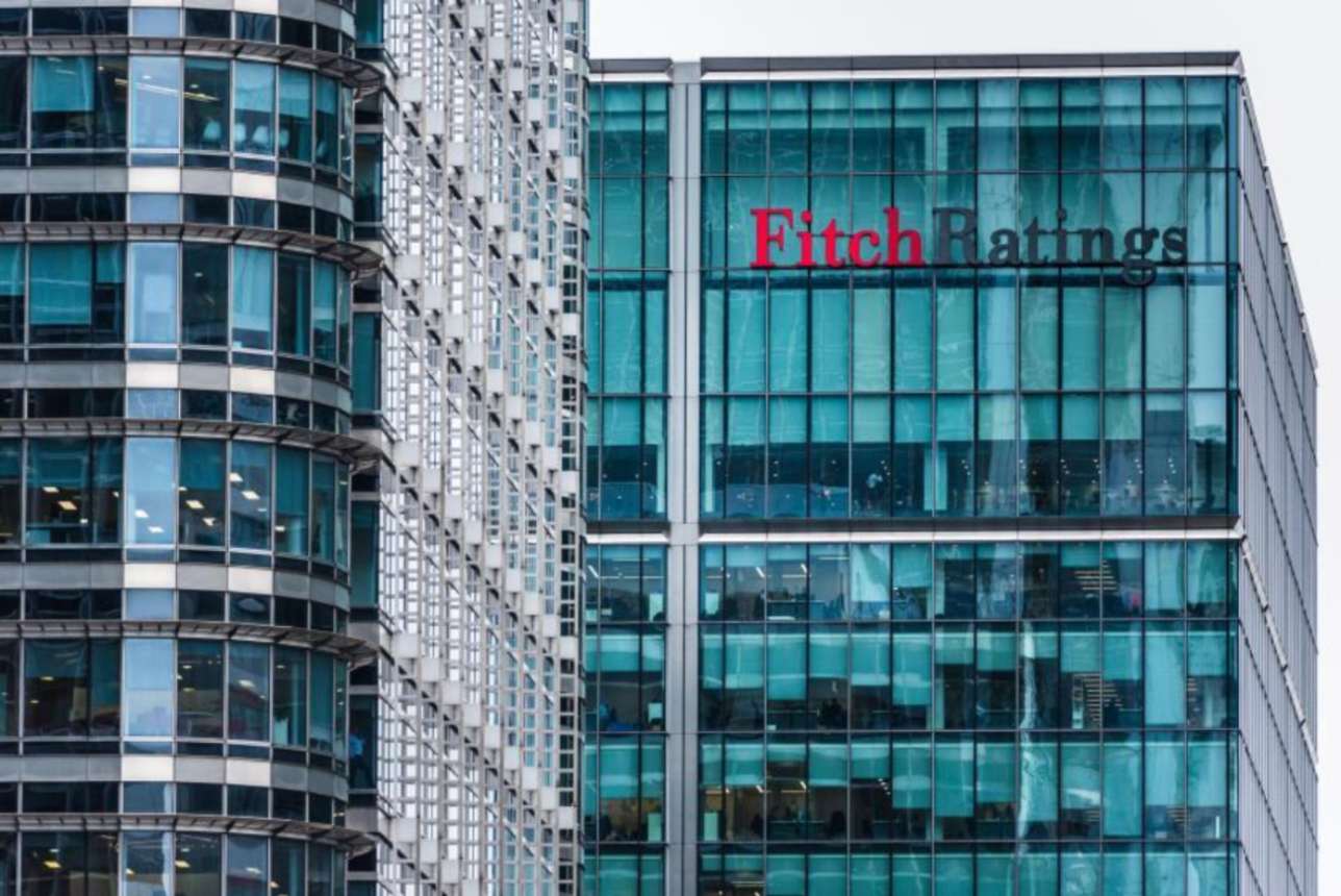Fitch: Πιέσεις στα κέρδη των μεγάλων ευρωπαϊκών αντασφαλιστών