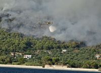 Δύο συλλήψεις για εμπρησμούς σε Αττική και Εύβοια