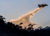 Σαλαμίνα: Ολοκληρώθηκαν οι απεγκλωβισμοί και συνεχίζονται οι αυτοψίες