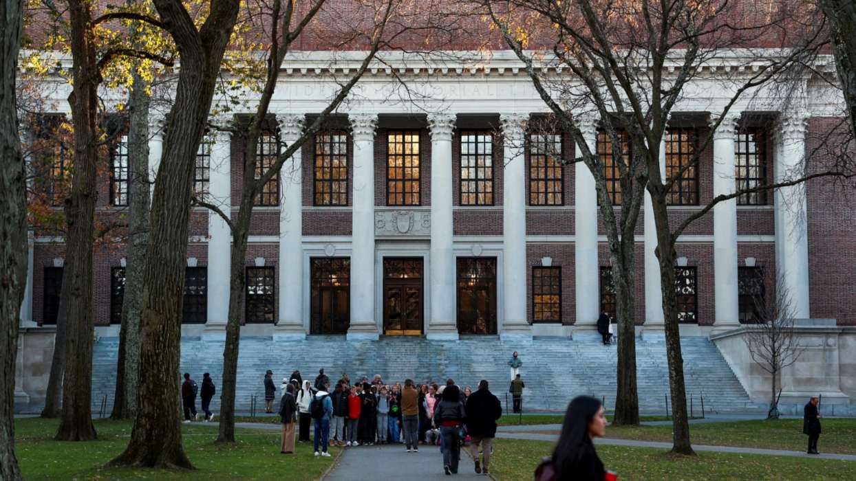 Χάρβαρντ: Αποζημιώσεις 53 εκατ. δολαρίων για το μακάβριο σκάνδαλο με την πώληση ανθρώπινων μελών