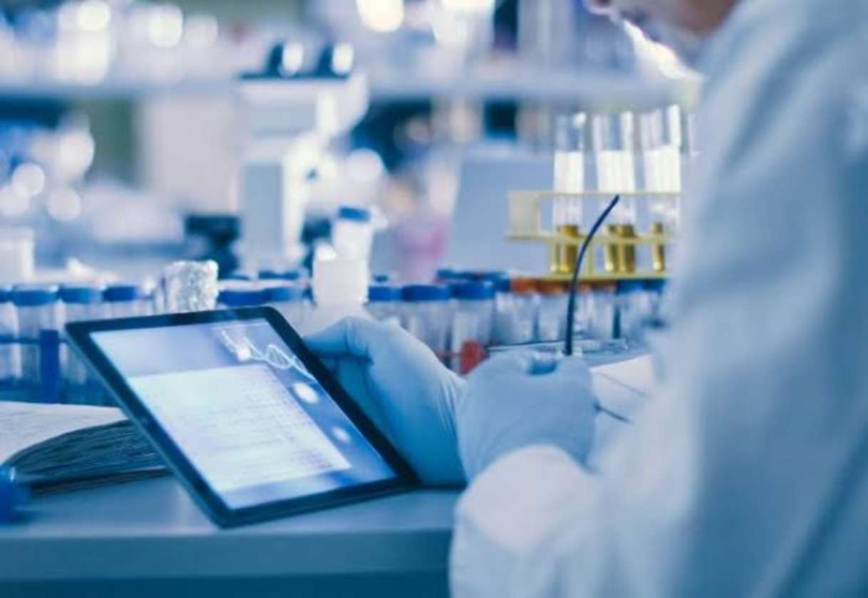 Έρευνα 2 ταχυτήτων στην Ευρώπη: Η Ελλάδα βάζει τα μισά από την Ε.Ε –Κενό στην επόμενη ημέρα της οικονομίας