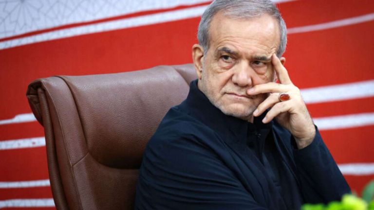 Ιράν: Από τους πυραύλους στο «σύμφωνο ασφαλείας» – Η Τεχεράνη ψάχνει νέα ασπίδα μετά τον πόλεμο