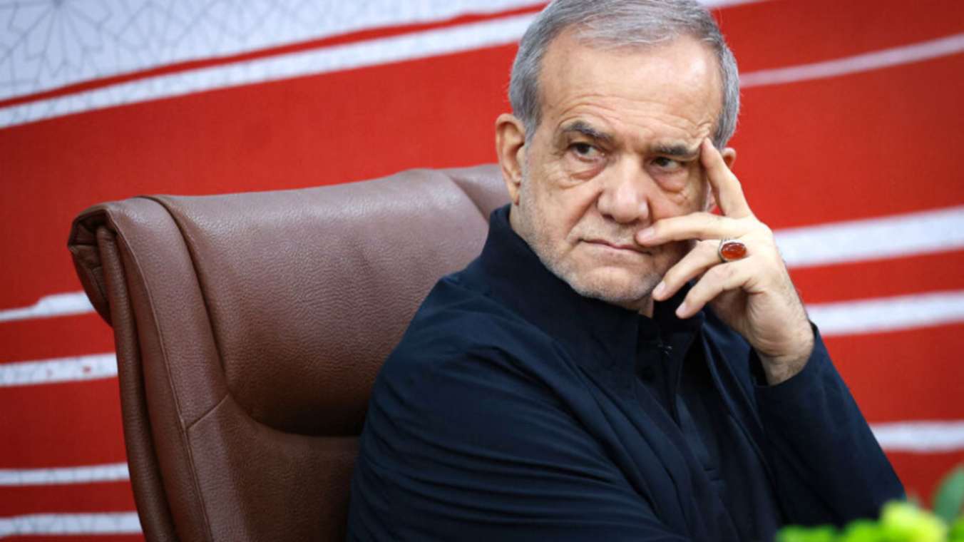 Ιράν: Από τους πυραύλους στο «σύμφωνο ασφαλείας» – Η Τεχεράνη ψάχνει νέα ασπίδα μετά τον πόλεμο