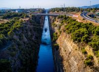 Θρίλερ στην Κόρινθο: Βρέθηκε σορός άνδρα στη διώρυγα του Ισθμού