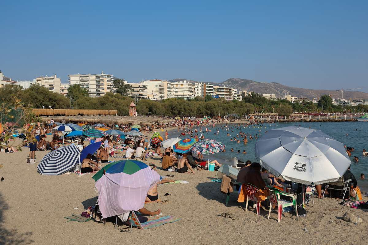Καιρός [24/8/26]: Στο «κόκκινο» η ζέστη – Έως 42°C και αυξημένος κίνδυνος πυρκαγιάς σε 11 περιοχές