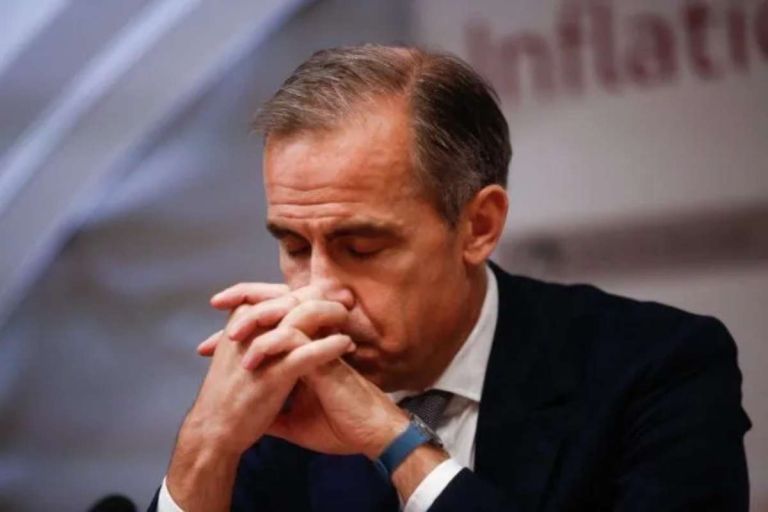ΗΠΑ–Καναδάς στα χαρακώματα: Δασμοί 50% από Τραμπ – Ο Κάρνεϊ απαντά «δολάριο προς δολάριο»