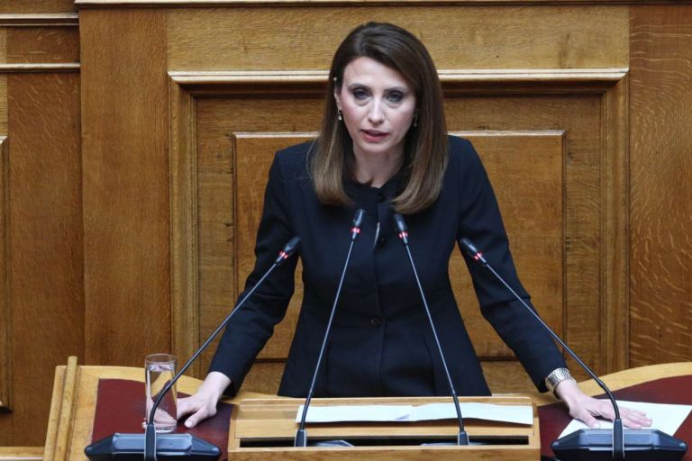 ΣΥΡΙΖΑ: Εκτός ΚΟ η Κασιμάτη – Διορία μέχρι τις 24/08 για να παραδώσει την έδρα η Γεροβασίλη