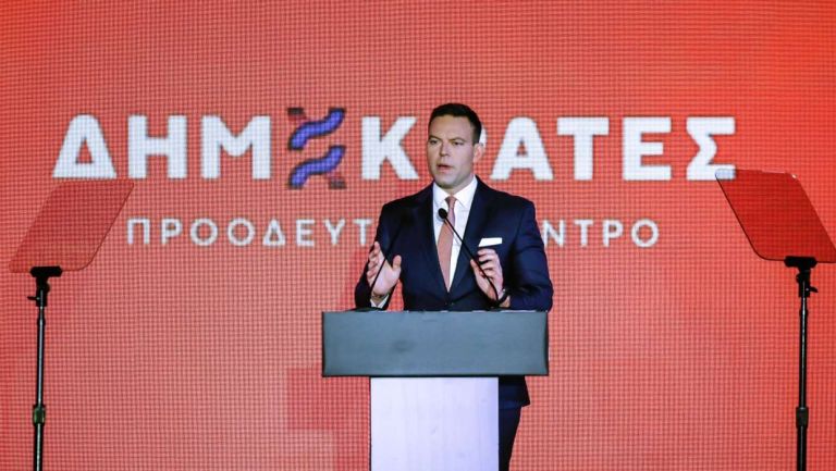 Κασσελάκης: «Η χώρα δεν πάει μπροστά με Τσίπρα και Μητσοτάκη» – «Νέα γενιά πολιτικών, νέα μορφή πολιτικής»