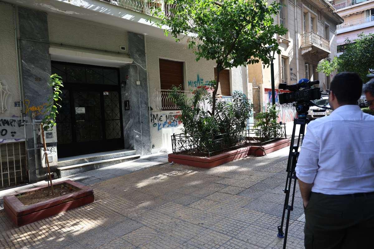 Κυψέλη: Σοκ από το θάνατο βρέφους –To Κατακρεούργησαν,o ιατροδικαστής βρήκε πάνω από 10 μαχαιριές στην πλάτη