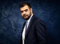 Μαρινάκης «καίει» το ΠΑΣΟΚ για Ακρίτα: «Διυλίζει Στουρνάρα, καταπίνει Ακρίτα» – Φωτιά και στα σχόλια