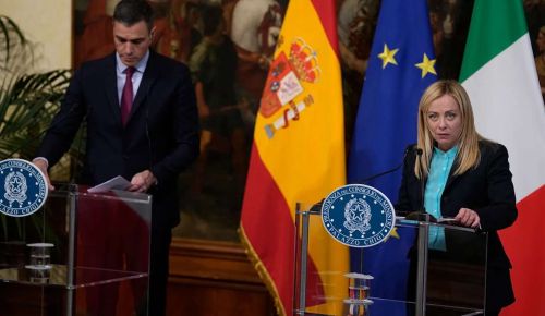 Συνοριακούς ελέγχους σε όσους επισκέπτονται τη χώρα από την Ιταλία ανακοίνωσε η Ισπανία