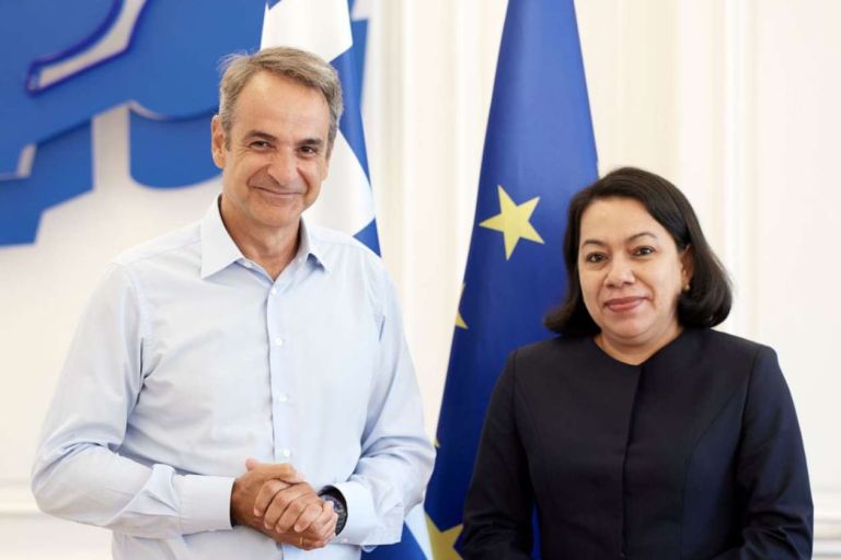 Μητσοτάκης ΟΗΕ: Τετ α τετ με την Carolyn Rodrigues-Birkett – Στο επίκεντρο η επόμενη ημέρα