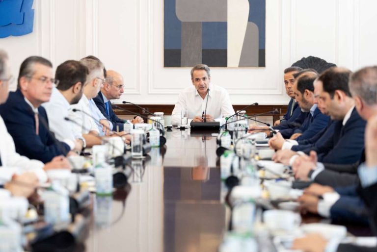 Μητσοτάκης: Fast track αποζημιώσεις,έργα έως τέλος του έτους,δωρεά-μαμούθ 25 εκατ. ευρώ για τη Δυτική Αττική