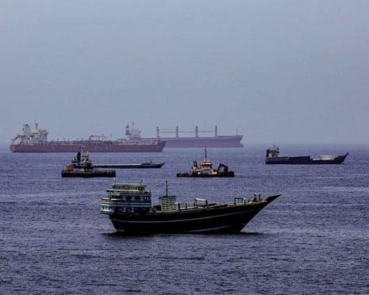 Χάνει το Ιράν τον έλεγχο ενεργειακού «στραγγαλισμού»;Τα αραβικά κράτη χτίζουν δρόμους έξω από Στενά Ορμούζ