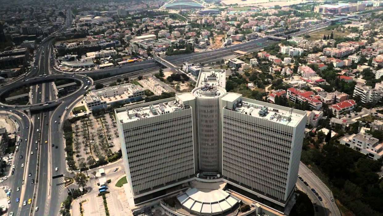 Από τις κεραίες στα δισ. του ICT – Το νέο μεγάλο παιχνίδι ΟΤΕ, Vodafone και Nova