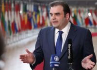 Ελλάδα ξανά στο μικροσκόπιο των οίκων: Το χρέος γίνεται το νέο «όπλο» για αναβάθμιση