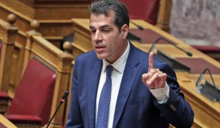 Πλεύρης: «Κάθε μέτρο απέναντι στους διακινητές» – Το σχέδιο για να κλείσει ξανά η διαδρομή της Λιβύης