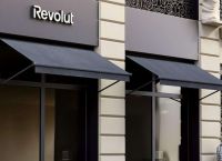 Revolut: Σχέδιο για διπλή εισαγωγή σε Νέα Υόρκη και Λονδίνο