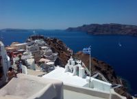 Μύκονος και Σαντορίνη: Οι ξένοι που στηρίζουν τη φετινή κίνηση