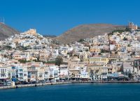 Σύρος: Στα 10 κορυφαία νησιά του κόσμου για το 2026 – Στην 4η θέση της Expedia