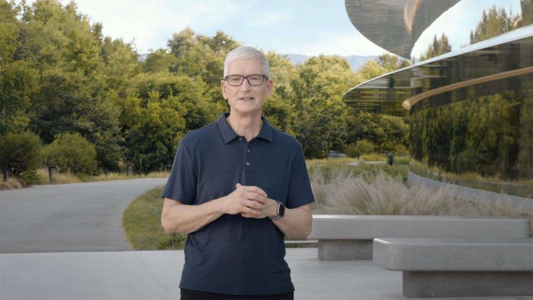 Tim Cook: Τέλος εποχής στην Apple – Από τα $4 τρισ. στο δύσκολο στοίχημα της AI