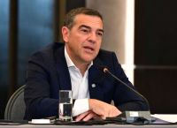 Ο Τσίπρας ανοίγει μέτωπο με τράπεζες και ολιγοπώλια –ΕΛ.Α.Σ. κατά Φλωρίδη για Μητσοτάκη