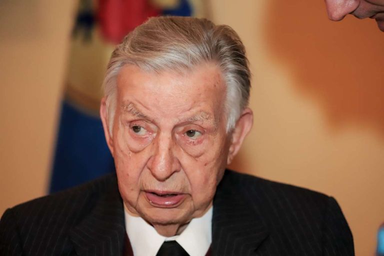 “Εφυγε” ο Γιάννης Βαρβιτσιώτης σε ηλικία 93 ετών: Θρήνος στη Νέα Δημοκρατία