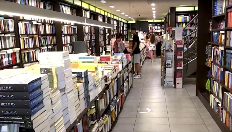 Η «Οδύσσεια» σπάει ταμεία και στα βιβλιοπωλεία