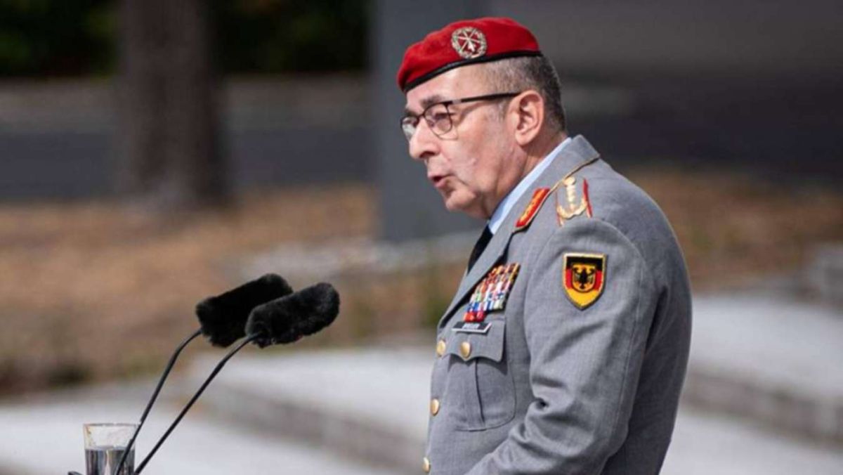Γερμανός στην κορυφή του NATO: Ο Carsten Breuer αναλαμβάνει τη Στρατιωτική Επιτροπή
